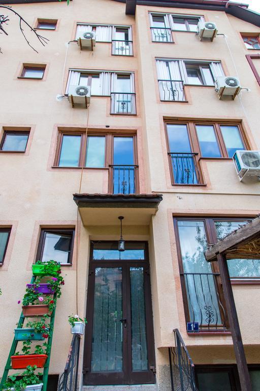 Hotel Pine Szkopje Kültér fotó